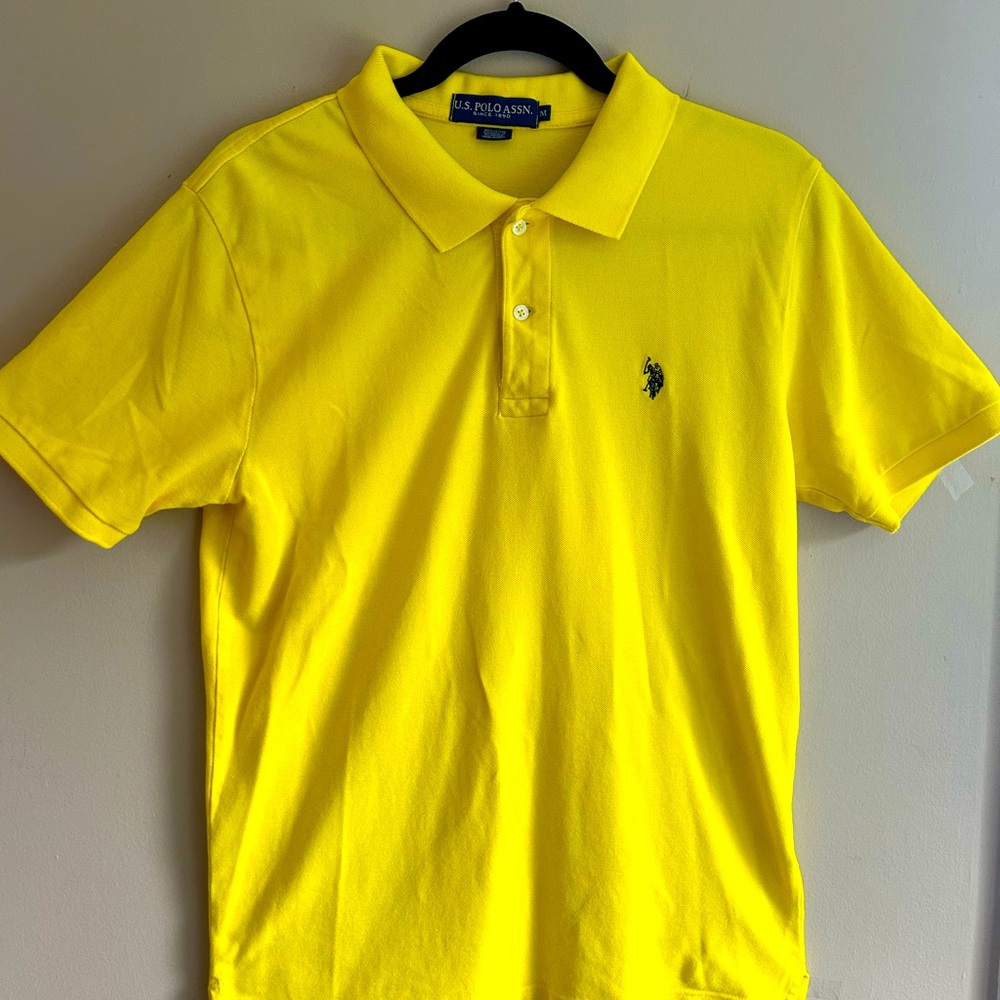 U.S. Polo Assn. Men’s Polo Shirt – Size Medium – Bright Yellow – Classic Fit